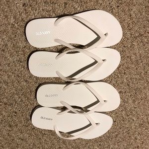 NWOT White Old Navy Flip Flops